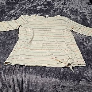 Sonoma top size small